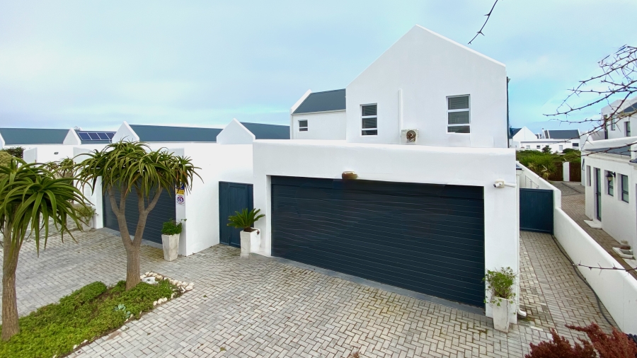 4 Bedroom Property for Sale in Dwarskersbos Western Cape